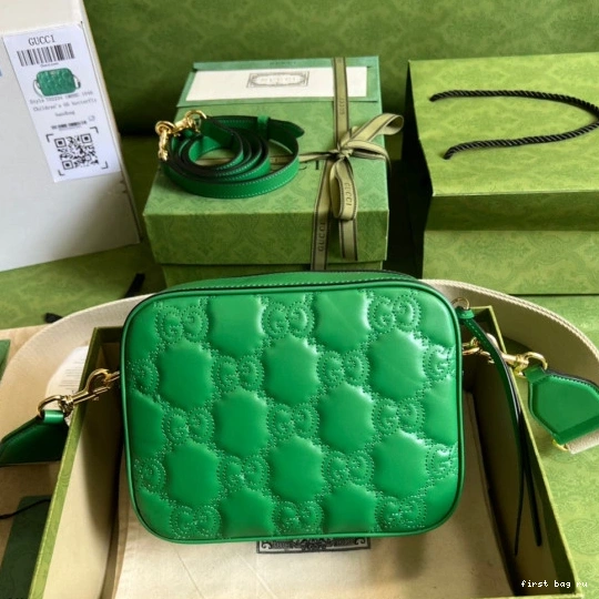 First bag ru matelassé leather GG bag Gucci shoulder 0811